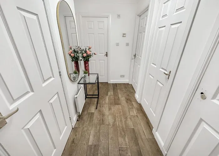 Comfortable 2 Bedroom Flat In The City Centre